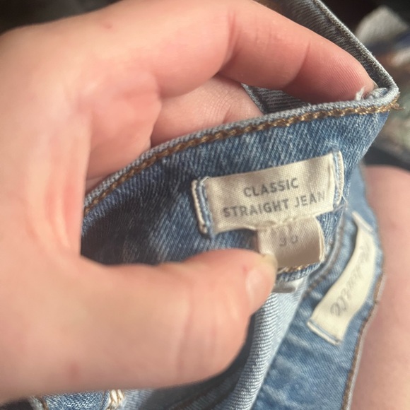 Madewell Classic Straight Jeans in Nearwood Wash - Picture 5 of 5